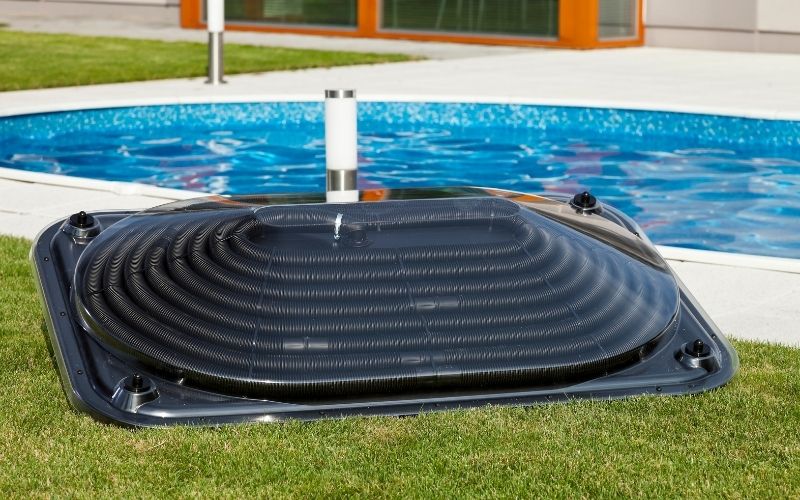 Solar water heating for swimming pools