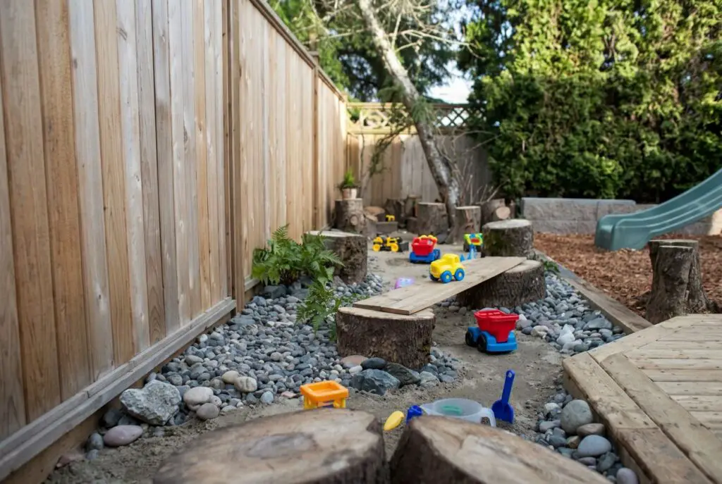 Featured image for: 10 Natural Backyard Play Area for Kids Ideas for Creative Outdoor Fun